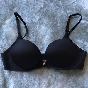 Victoria’s Secret push up bra